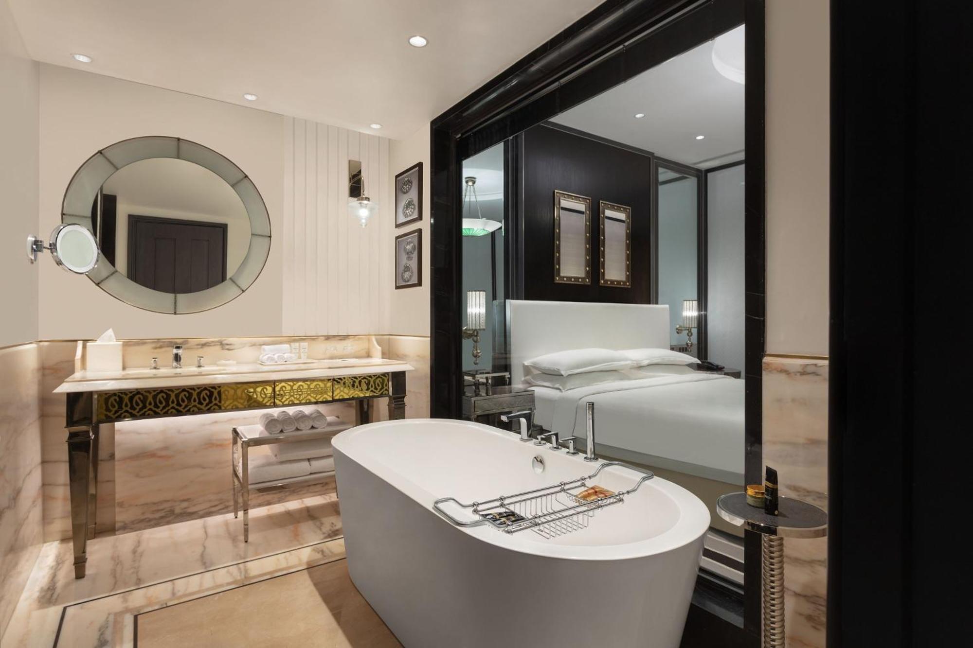 Itc Narmada, A Luxury Collection Hotel, Ahmedabad Exteriör bild